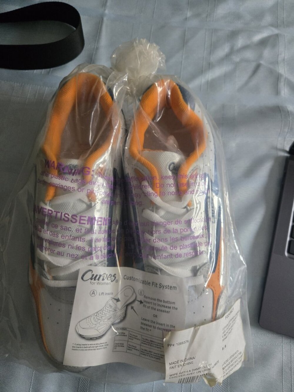 Vintage Curves for Women Sneaker Size 8